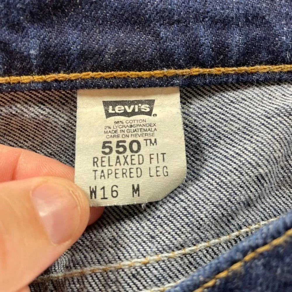 Vintage Levis Jeans Womens 16 Blue Denim Pants Tapered Leg 550 Relaxed 2001 Logo